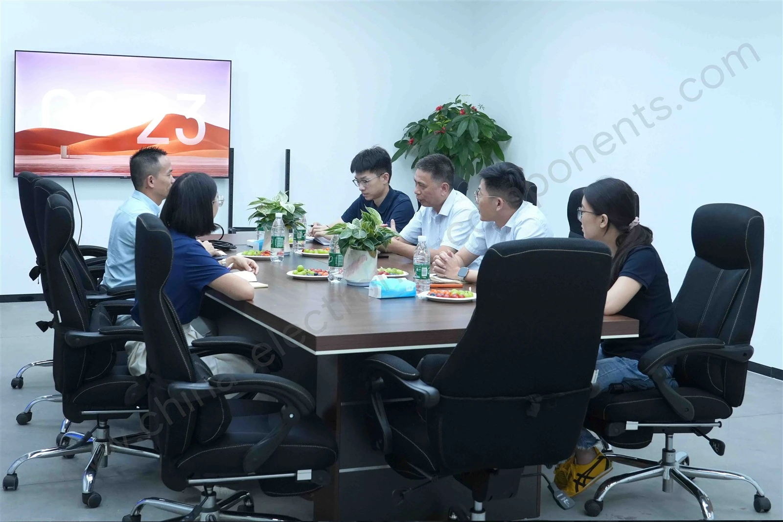 Jinlong Intelligent: Deeply Rooted In The Automotive Sheet Metal Sector, Manufacturing High-Quality Aftermarket Automotive Body Panels. Jinlong Intelligent: Deeply Rooted In The Automotive Sheet Metal Sector, Manufacturing High-Quality Aftermarket Automotive Body Panels.